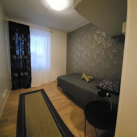 Kompakti Kolmio Saunalla, Kalajoen Keskustassa