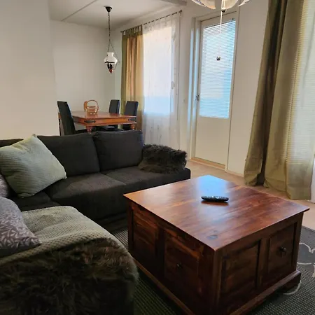 Kompakti Kolmio Saunalla, Kalajoen Keskustassa Kalajoki